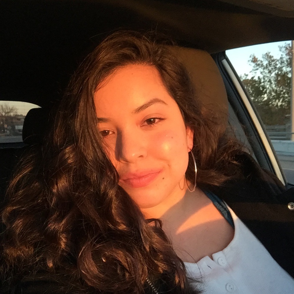 Meet your Posher, Nayali